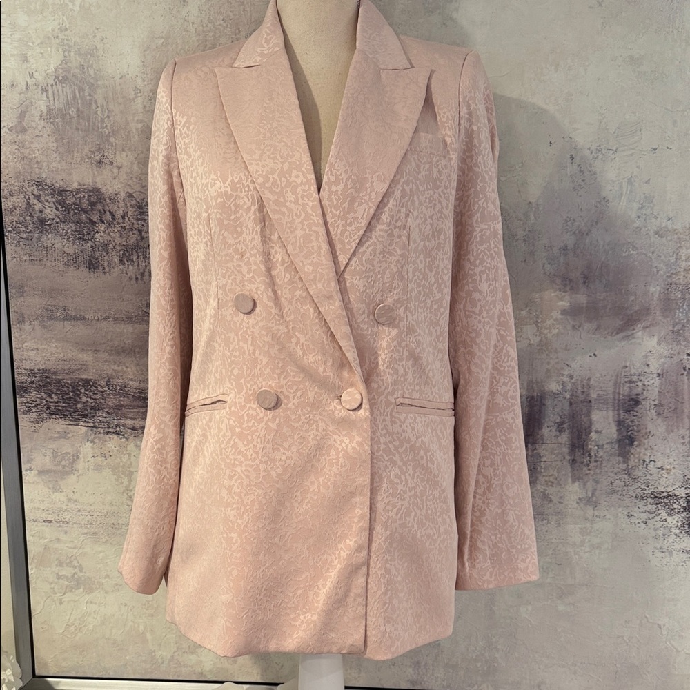 Elegant Pink Double-Breasted Women's Blazer